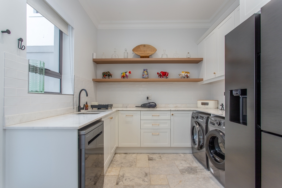 4 Bedroom Property for Sale in Franschhoek Western Cape